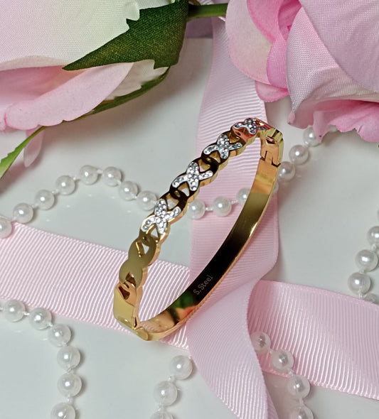 Interlocking Golden Bangle with Crystal Accents